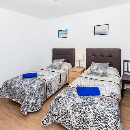 Apartamento Golden Teguise En Lanzarote, Con Piscina, Vistas Al Mar Y Playa Cercana شقة *
