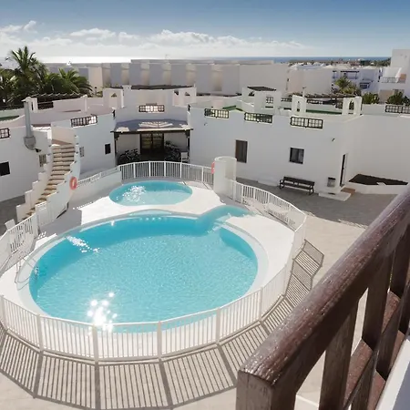 Apartamento Golden Teguise En Lanzarote, Con Piscina, Vistas Al Mar Y Playa Cercana شقة *